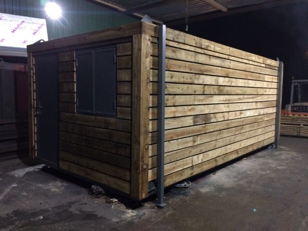 20ft x 8ft Fully clad, fully insulated portable office